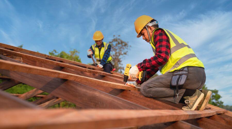 Professional residential roofers in Lorane, OR